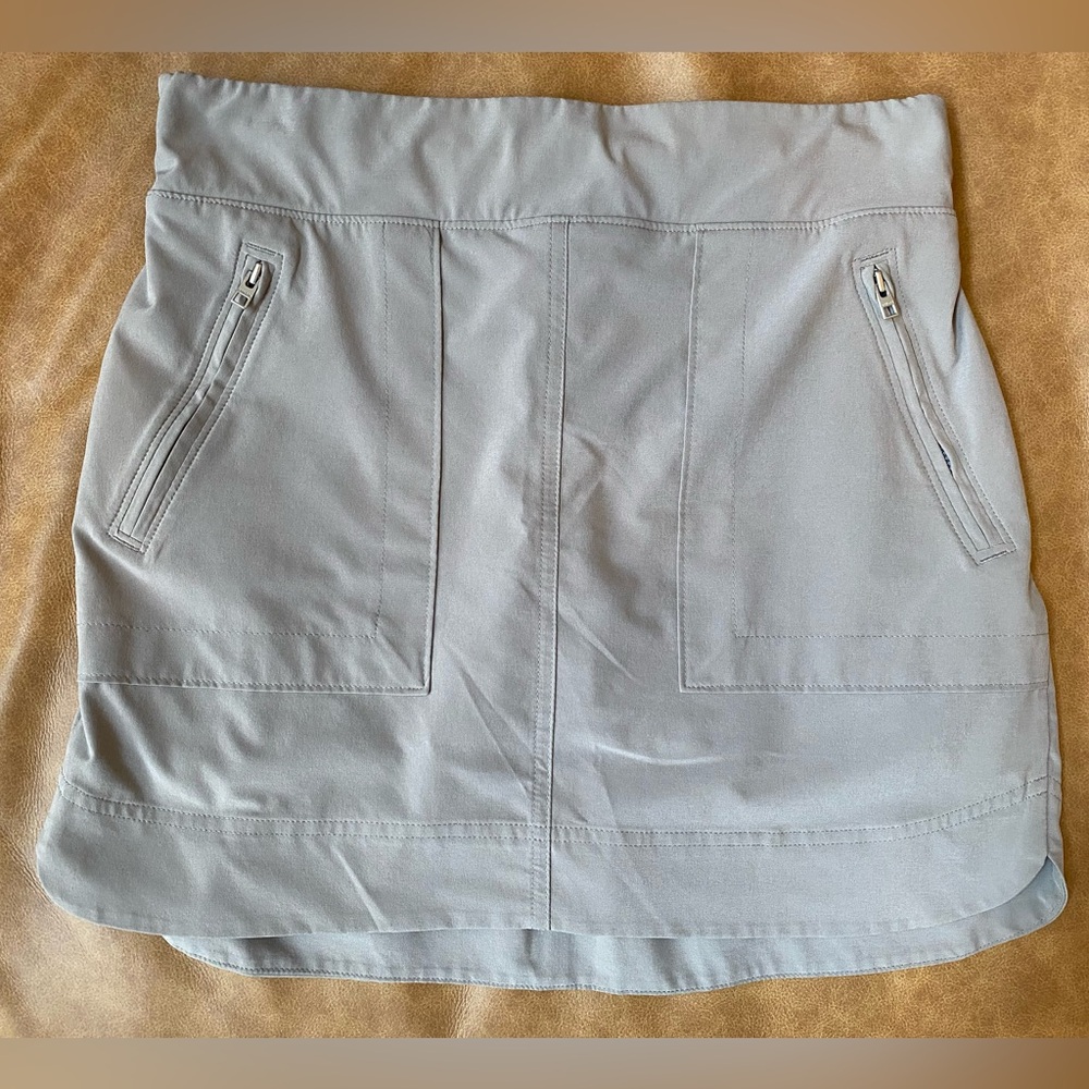 Athleta Beige Brooklyn Mid Rise 16 Skort Size 4